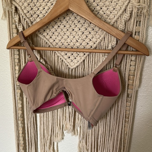 PINK Victoria’s Secret 32DD Seamless Tan Bra - Picture 4 of 6